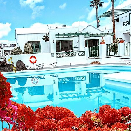 Apartamentos Las Acacias Puerto del Carmen  Exteriör bild
