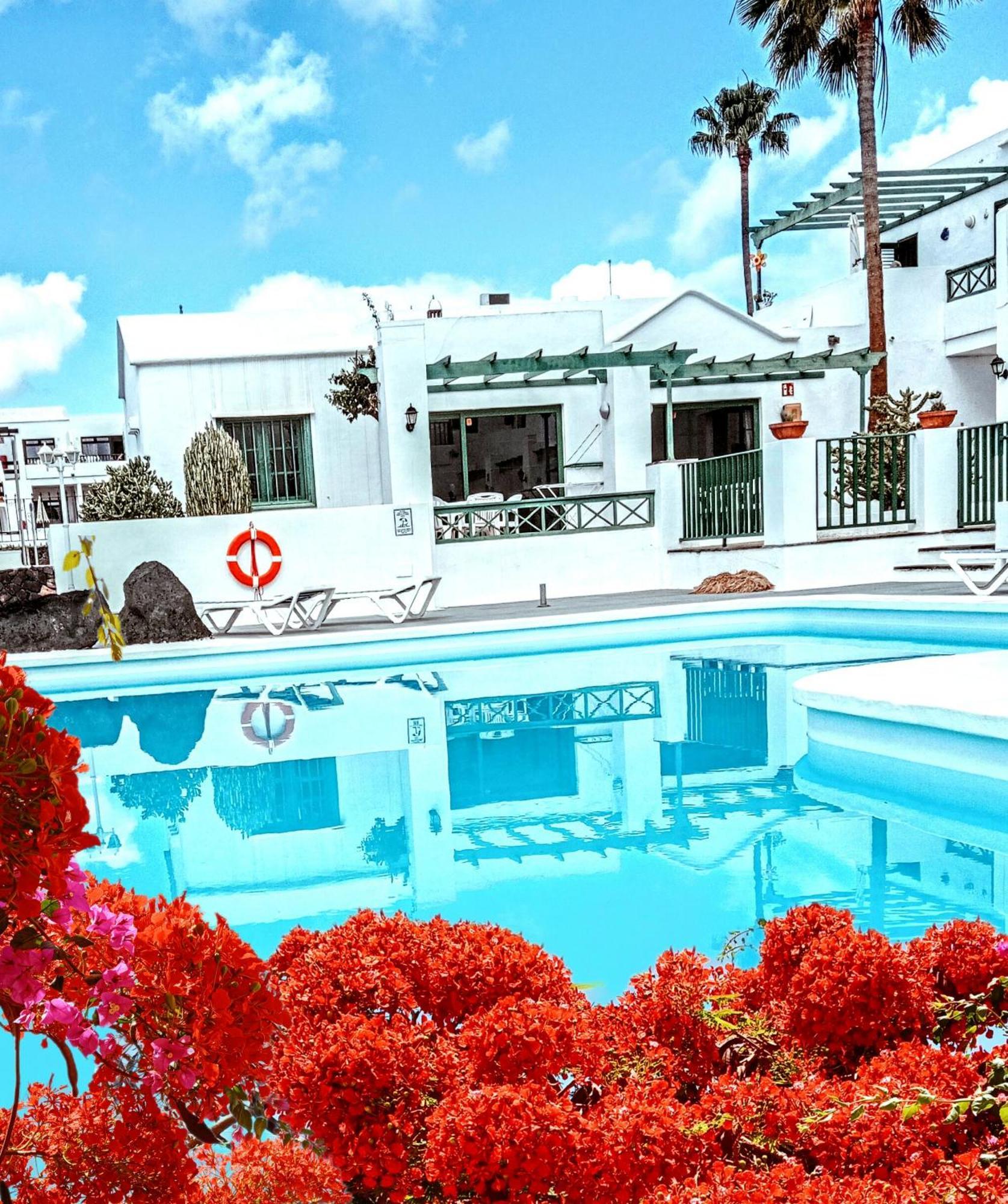 Apartamentos Las Acacias Puerto del Carmen  Exteriör bild