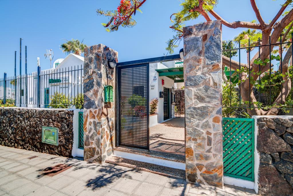 Apartamentos Las Acacias Puerto del Carmen  Exteriör bild