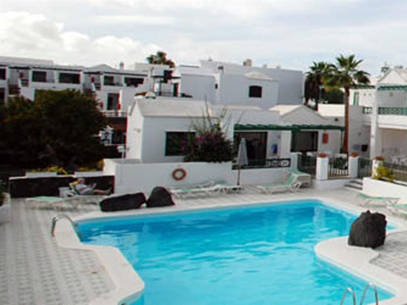 Apartamentos Las Acacias Puerto del Carmen  Exteriör bild