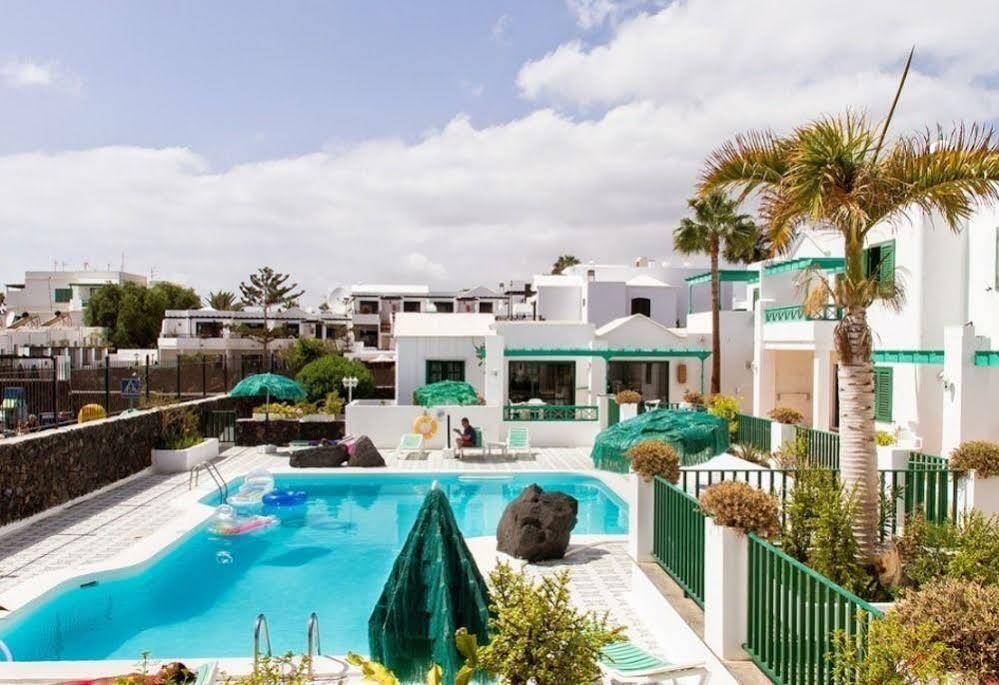 Apartamentos Las Acacias Puerto del Carmen  Exteriör bild